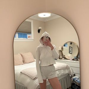 Lou & Grey white ribbed cropped hoodie